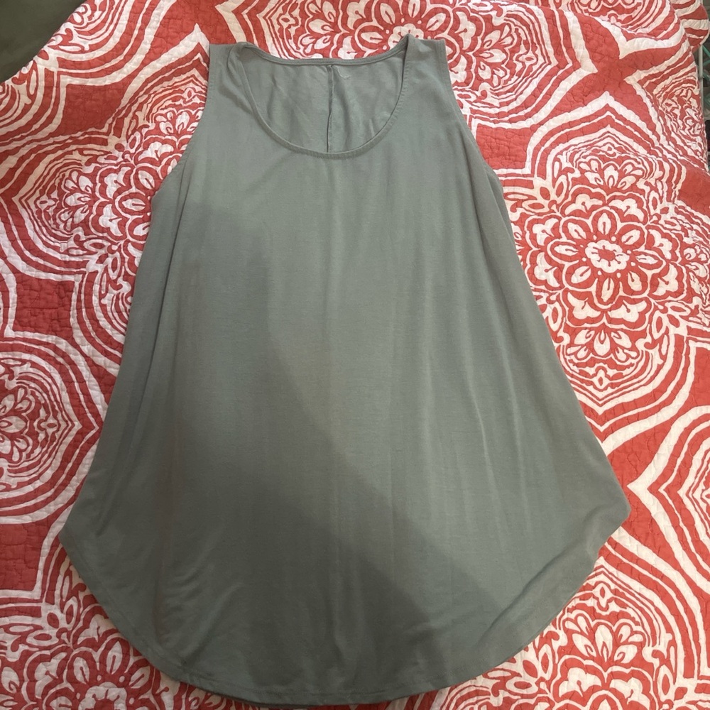 Long flowy Tank Tops